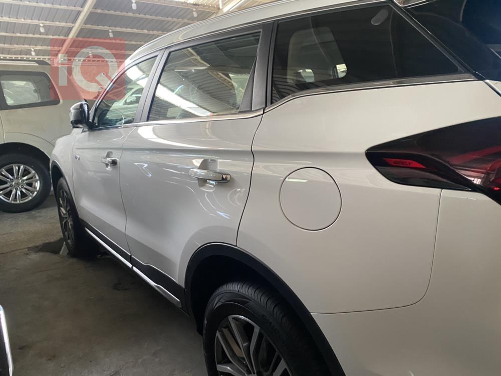 Geely Azkarra
